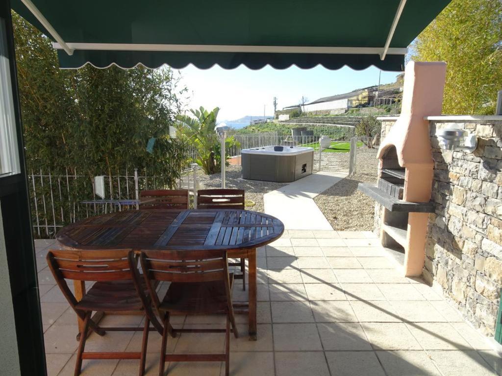 Villetta Sole Mare Santo Stefano al Mare Bagian luar foto